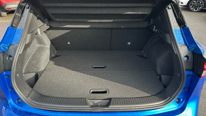 Nissan Qashqai 1.3 DiG-T MH N-Connecta 5dr Petrol Hatchback